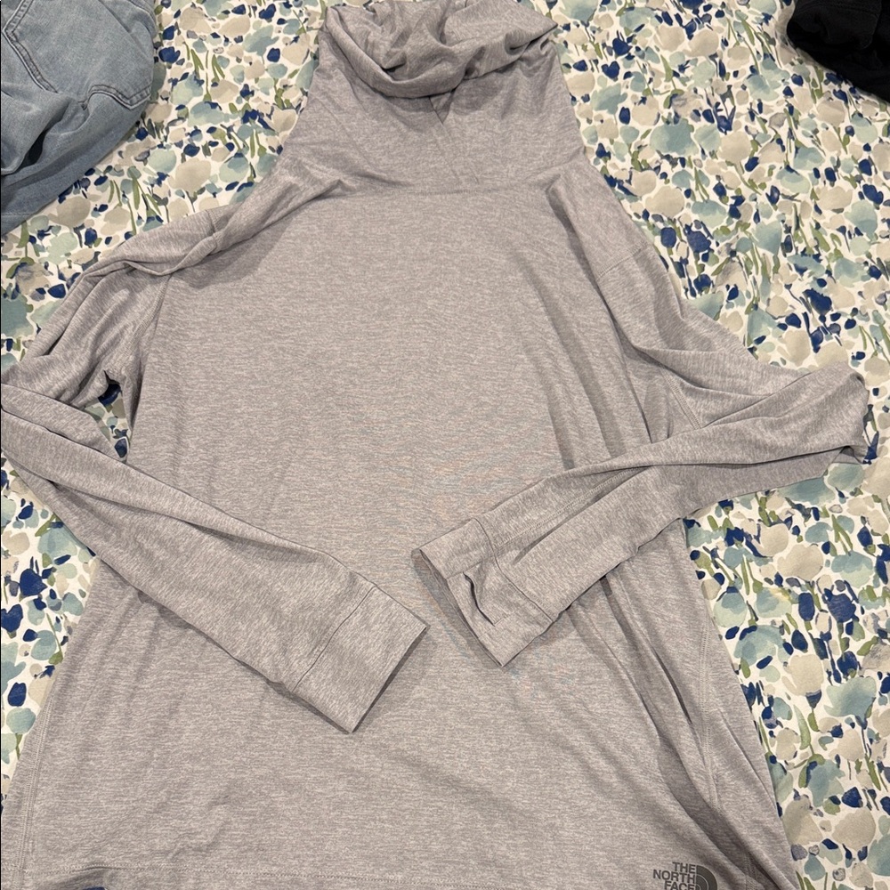 The North Face Light Gray Long Sleeve Shirt
